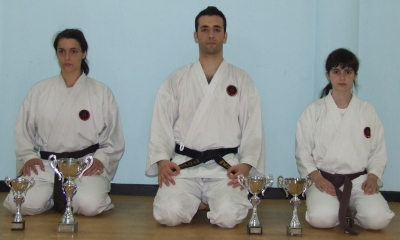 Sensei Filipe Magalhães e as suas alunas campeãs